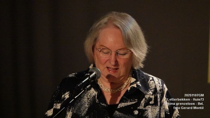 DSC01819- Letterbekken - verwarring - Huis73 BvL - 7nov2025 -  foto GerardMontE