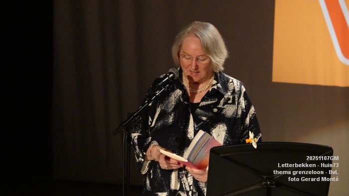 DSC01820- Letterbekken - verwarring - Huis73 BvL - 7nov2025 -  foto GerardMontE