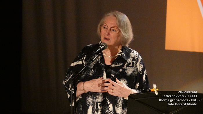 DSC01825- Letterbekken - verwarring - Huis73 BvL - 7nov2025 -  foto GerardMontE