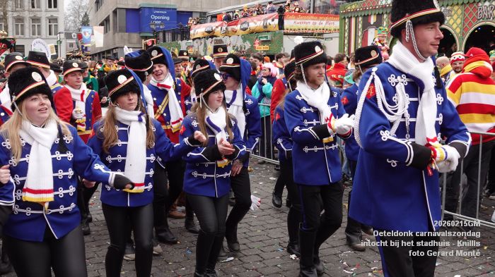 DSC03469- Oeteldonk carnavalszondag intocht bij stadhuis Markt - 15feb2026 - foto GerardMontE