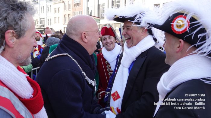 DSC03170- Oeteldonk carnavalszondag intocht bij stadhuis Markt - 15feb2026 - foto GerardMontE