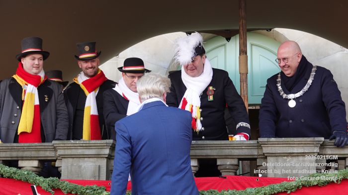 DSC03189- Oeteldonk carnavalszondag intocht bij stadhuis Markt - 15feb2026 - foto GerardMontE