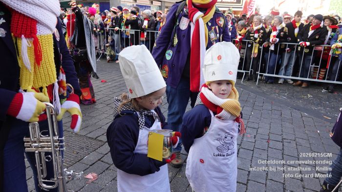 DSC03201- Oeteldonk carnavalszondag intocht bij stadhuis Markt - 15feb2026 - foto GerardMontE