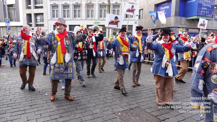 DSC03233- Oeteldonk carnavalszondag intocht bij stadhuis Markt - 15feb2026 - foto GerardMontE