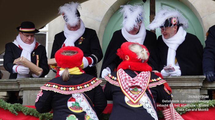 DSC03246- Oeteldonk carnavalszondag intocht bij stadhuis Markt - 15feb2026 - foto GerardMontE