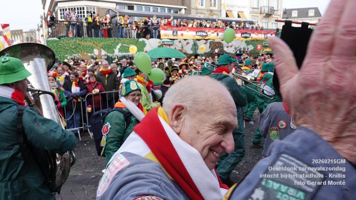 DSC03251- Oeteldonk carnavalszondag intocht bij stadhuis Markt - 15feb2026 - foto GerardMontE