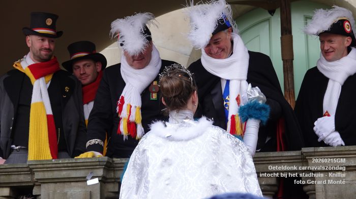 DSC03282- Oeteldonk carnavalszondag intocht bij stadhuis Markt - 15feb2026 - foto GerardMontE