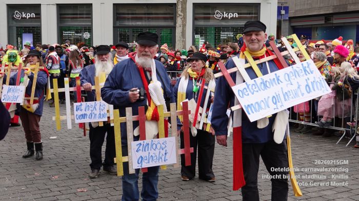 DSC03320- Oeteldonk carnavalszondag intocht bij stadhuis Markt - 15feb2026 - foto GerardMontE