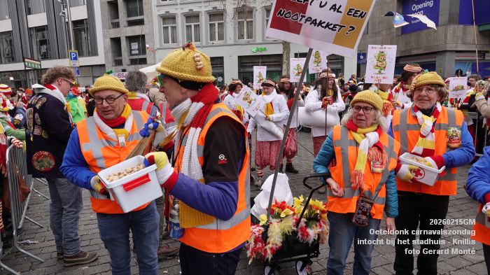 DSC03328- Oeteldonk carnavalszondag intocht bij stadhuis Markt - 15feb2026 - foto GerardMontE