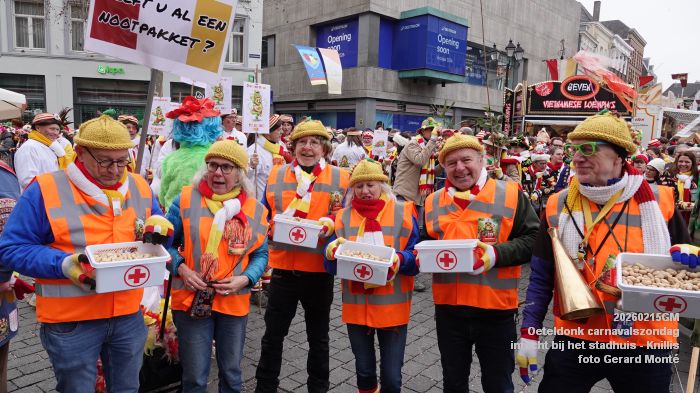 DSC03330- Oeteldonk carnavalszondag intocht bij stadhuis Markt - 15feb2026 - foto GerardMontE