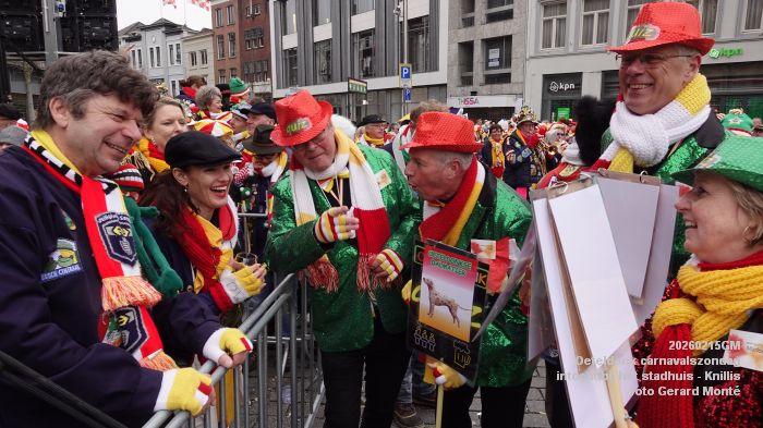 DSC03358- Oeteldonk carnavalszondag intocht bij stadhuis Markt - 15feb2026 - foto GerardMontE
