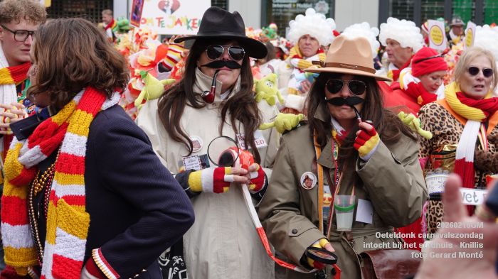 DSC03373- Oeteldonk carnavalszondag intocht bij stadhuis Markt - 15feb2026 - foto GerardMontE