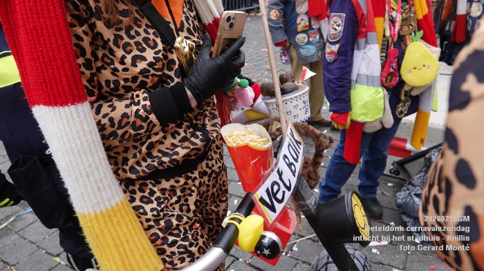 DSC03380- Oeteldonk carnavalszondag intocht bij stadhuis Markt - 15feb2026 - foto GerardMontE