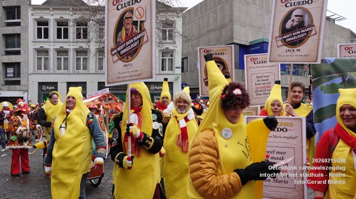 DSC03412- Oeteldonk carnavalszondag intocht bij stadhuis Markt - 15feb2026 - foto GerardMontE
