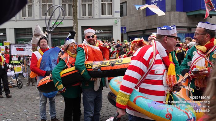 DSC03428- Oeteldonk carnavalszondag intocht bij stadhuis Markt - 15feb2026 - foto GerardMontE