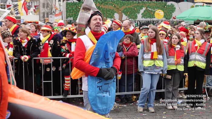 DSC03430- Oeteldonk carnavalszondag intocht bij stadhuis Markt - 15feb2026 - foto GerardMontE