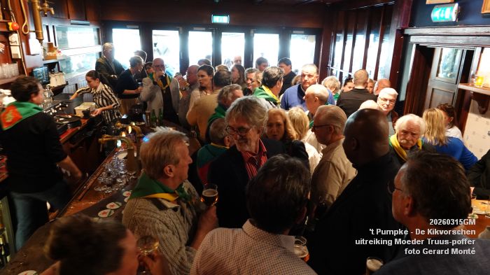 DSC01558- Pumpke - Toekenning van de Moeder Truus-poffer aan stg Drie koningen - 15mrt2026 - foto GerardMontE