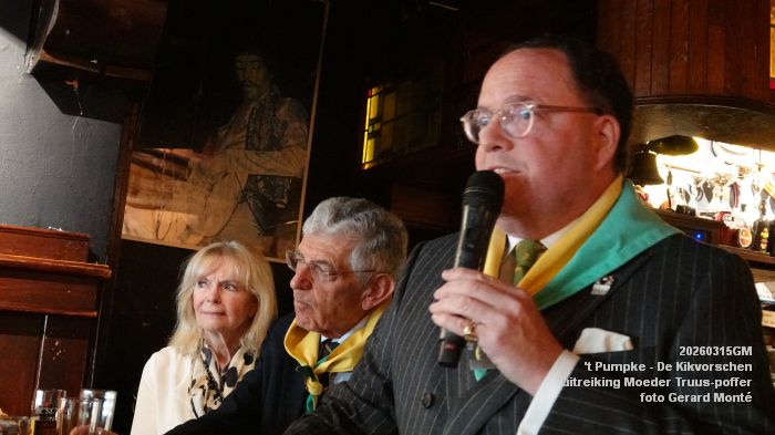 DSC01601- Pumpke - Toekenning van de Moeder Truus-poffer aan stg Drie koningen - 15mrt2026 - foto GerardMontE