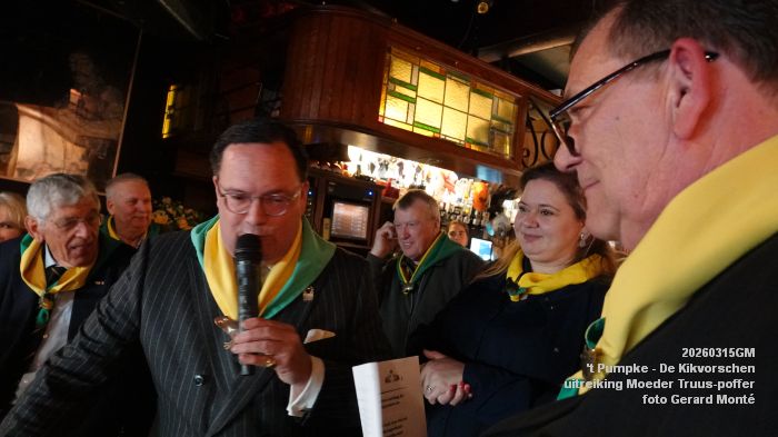 DSC01618- Pumpke - Toekenning van de Moeder Truus-poffer aan stg Drie koningen - 15mrt2026 - foto GerardMontE