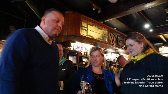 DSC01634- Pumpke - Toekenning van de Moeder Truus-poffer aan stg Drie koningen - 15mrt2026 - foto GerardMontE