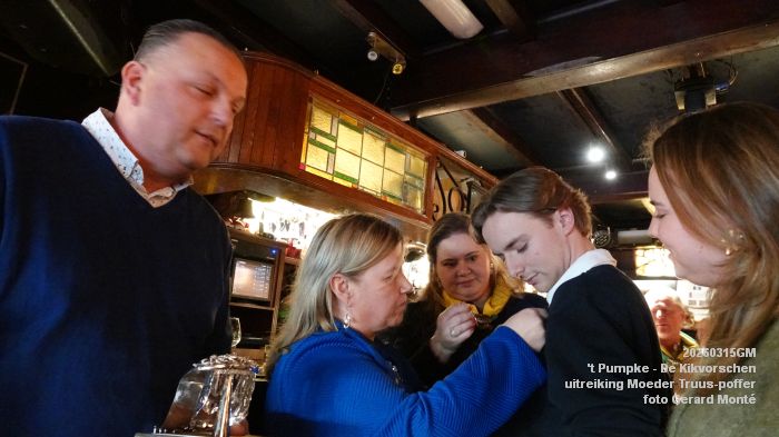 DSC01655- Pumpke - Toekenning van de Moeder Truus-poffer aan stg Drie koningen - 15mrt2026 - foto GerardMontE