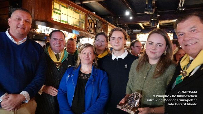 DSC01664- Pumpke - Toekenning van de Moeder Truus-poffer aan stg Drie koningen - 15mrt2026 - foto GerardMontE