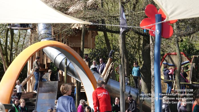DSC04108- speeltuin t Kwekkeltje Rosmalen - interactieve inclusieve speeltoren - 1apr2026 - foto GerardMontE