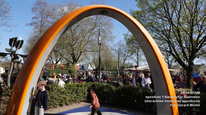 DSC04121- speeltuin t Kwekkeltje Rosmalen - interactieve inclusieve speeltoren - 1apr2026 - foto GerardMontE
