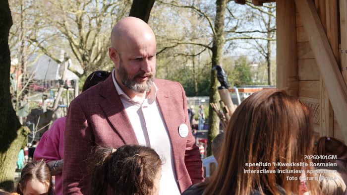 DSC04157- speeltuin t Kwekkeltje Rosmalen - interactieve inclusieve speeltoren - 1apr2026 - foto GerardMontE