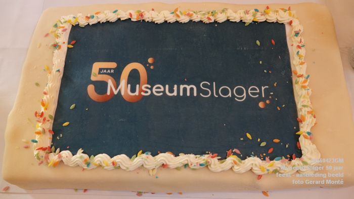 DSC07119- Museum Slager 50 jaar - feest met aanbieding beeld - 23apr2026 - foto GerardMontE