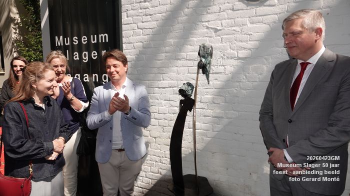 DSC07171- Museum Slager 50 jaar - feest met aanbieding beeld - 23apr2026 - foto GerardMontE