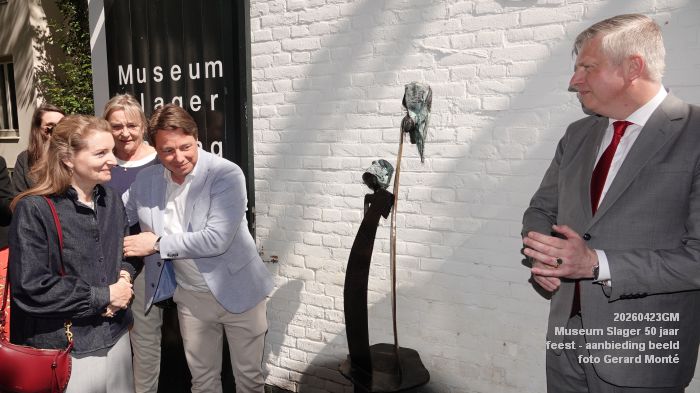 DSC07172- Museum Slager 50 jaar - feest met aanbieding beeld - 23apr2026 - foto GerardMontE