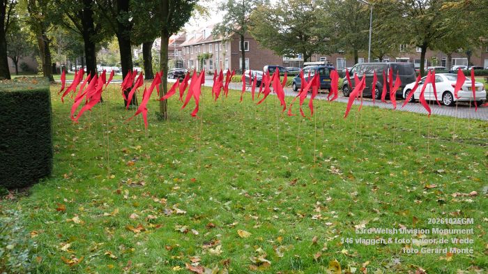 DSC04554- 53rd Welsh Division Monument - 146 Vlaggen voor de Vrede - 25okt2026 - foto GerardMontE