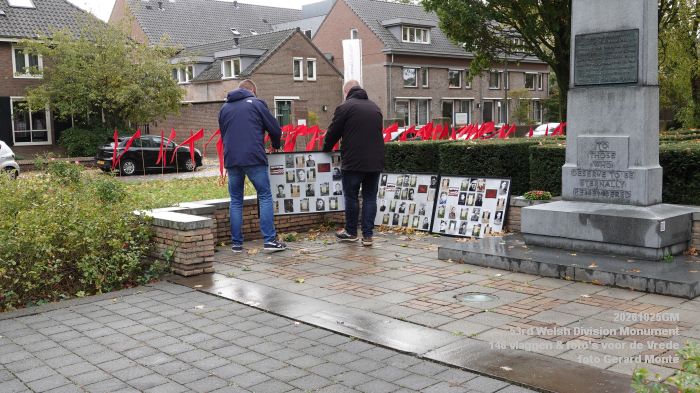 DSC04565- 53rd Welsh Division Monument - 146 Vlaggen voor de Vrede - 25okt2026 - foto GerardMontE